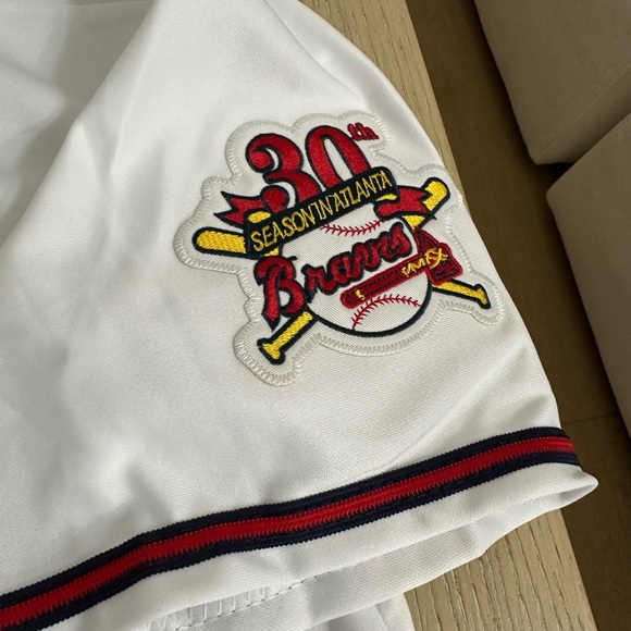 Greg Maddux Atlanta Braves 1995 World Series Patch Jersey RARE Mens XL New - Picture 5 of 8